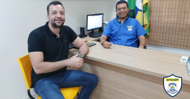 Ex-diretor Eduardo Patrício visita a Apocepi