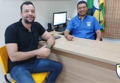 Ex-diretor Eduardo Patrício visita a Apocepi