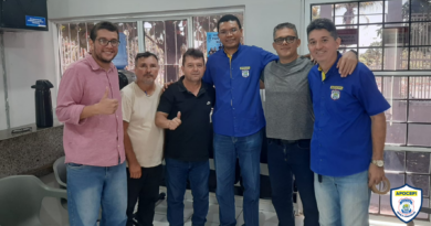 Diretores visitam delegacias e convidam associados para festa